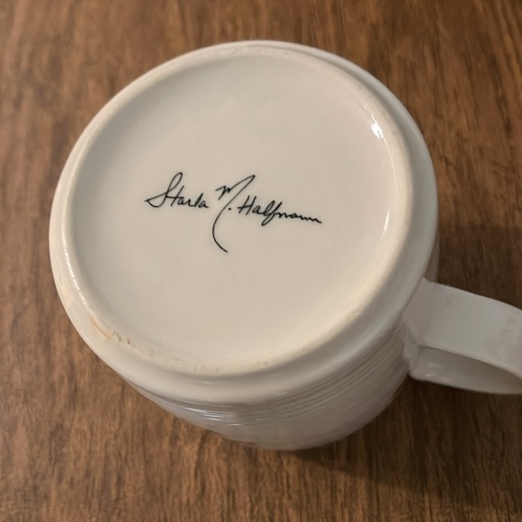 Anthropologie H mug - Picture 2 of 4